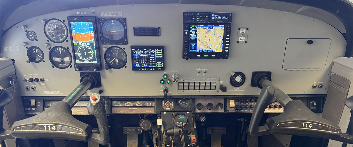 N114TC - short wide panel N114TC - short wide panel