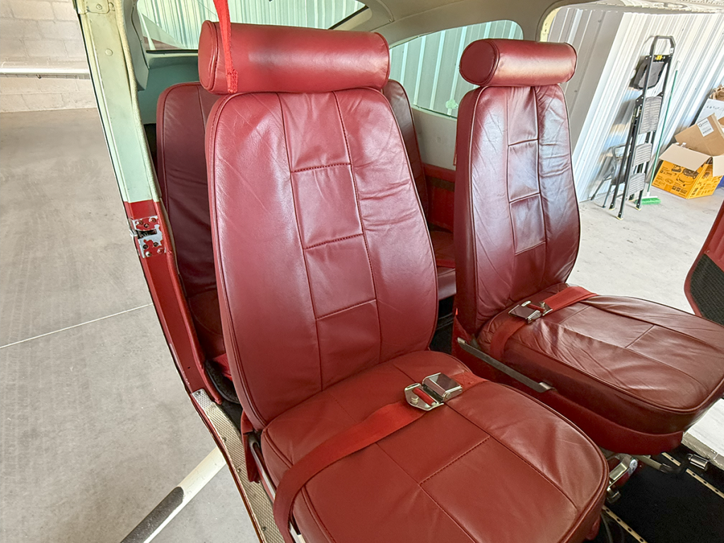 N5143S - Interior 04