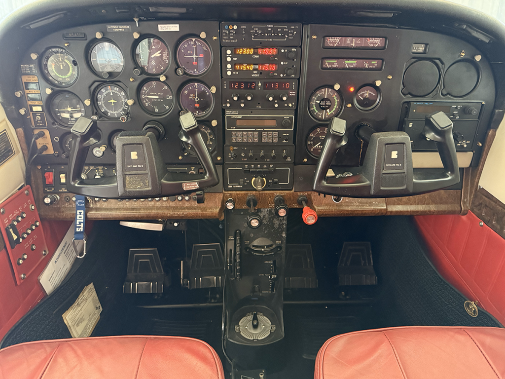 N5143S - Panel 01