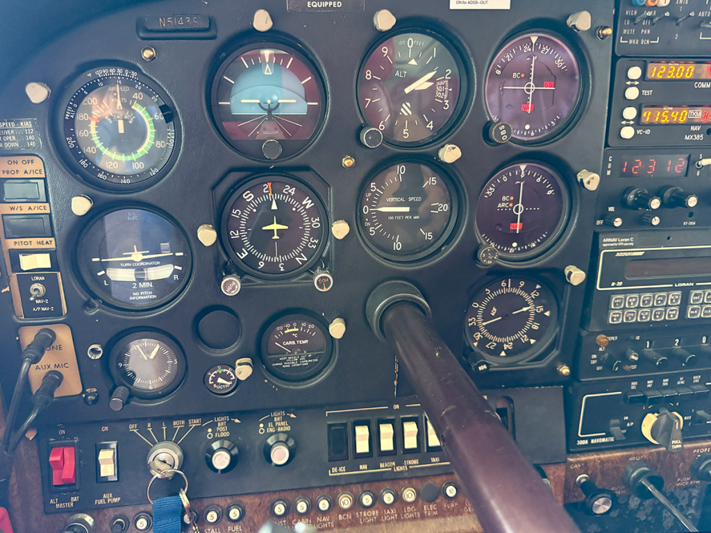 N5143S - Panel 02