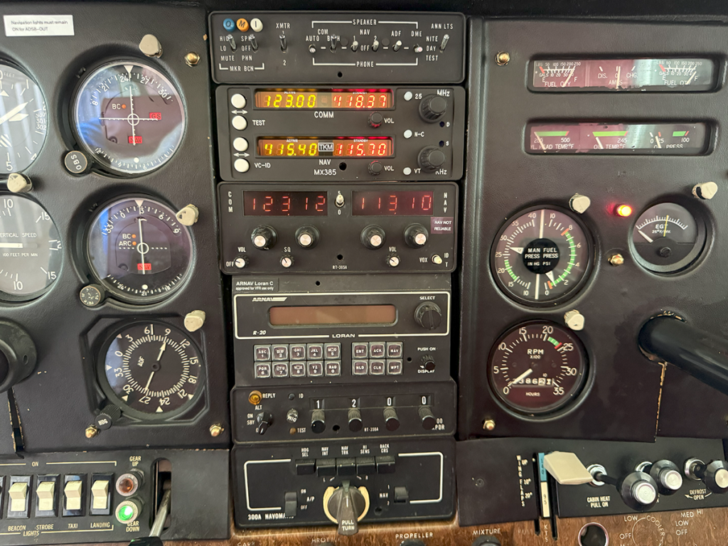 N5143S - Panel 03