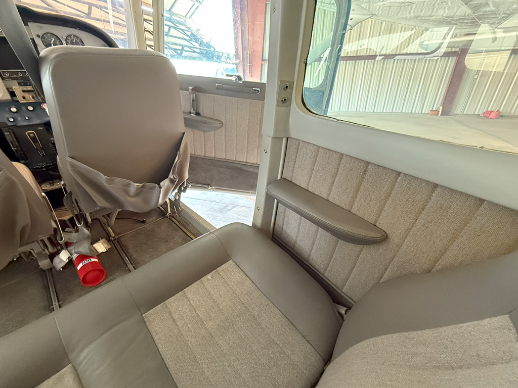 N736TC - Interior 10