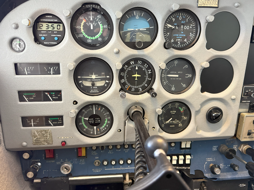 N736TC - Panel 02