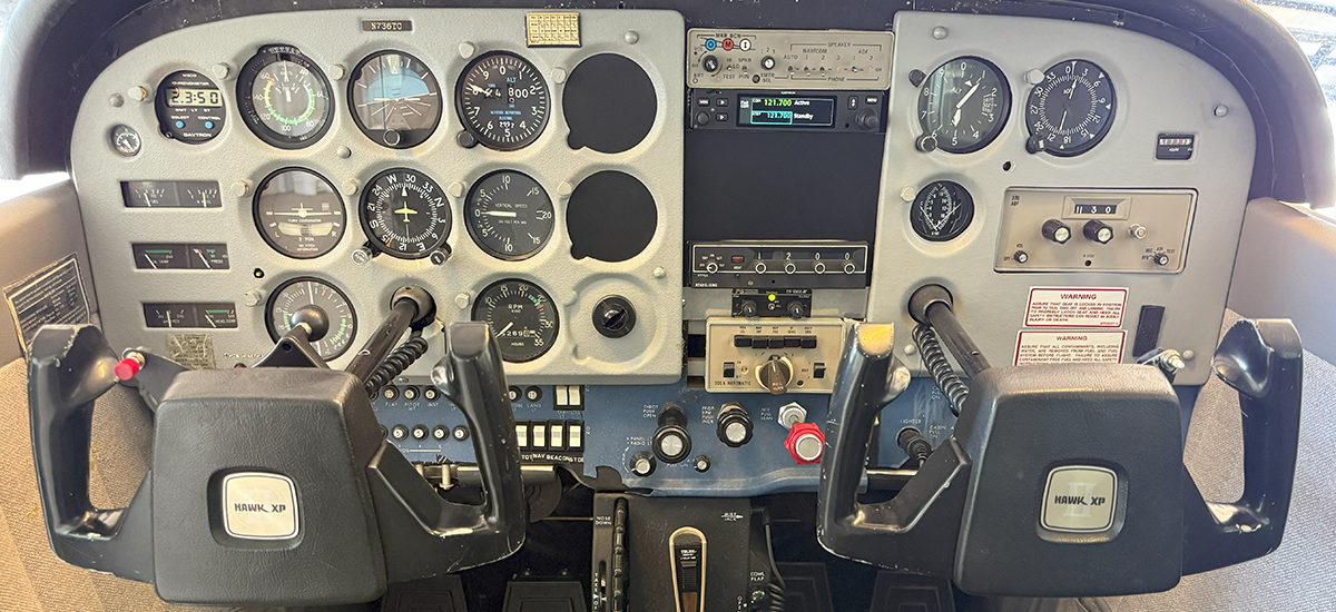 N736TC - short wide panel N736TC - short wide panel