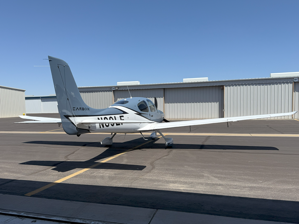 N89LF - Exterior 10