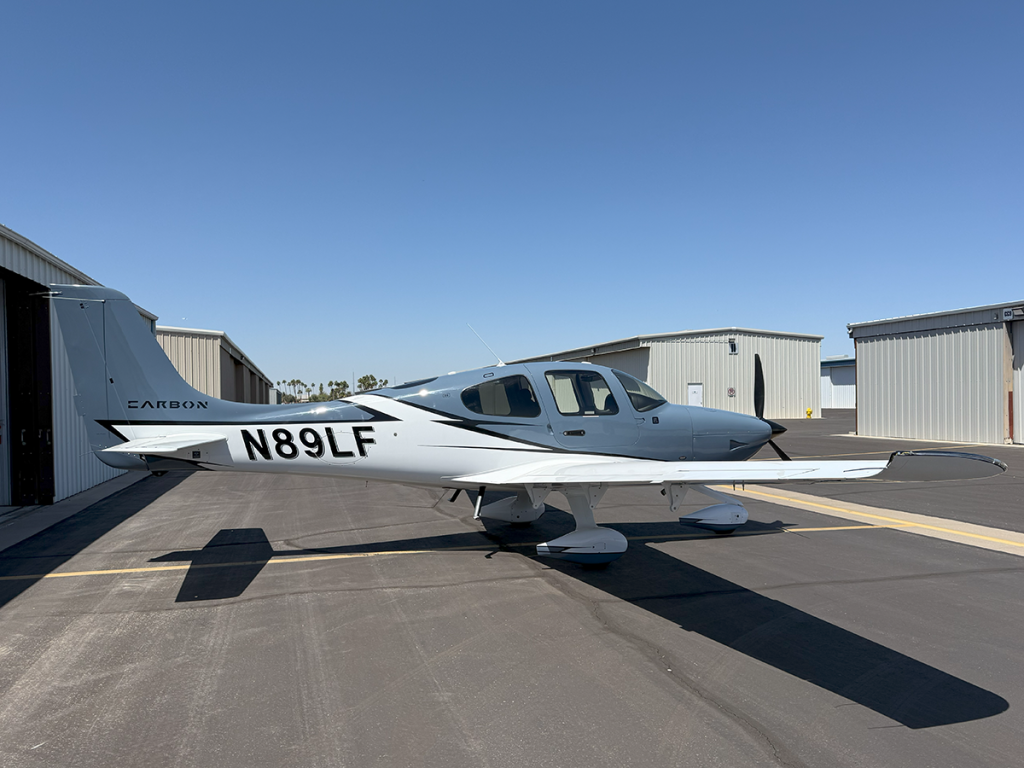 N89LF - Exterior 12