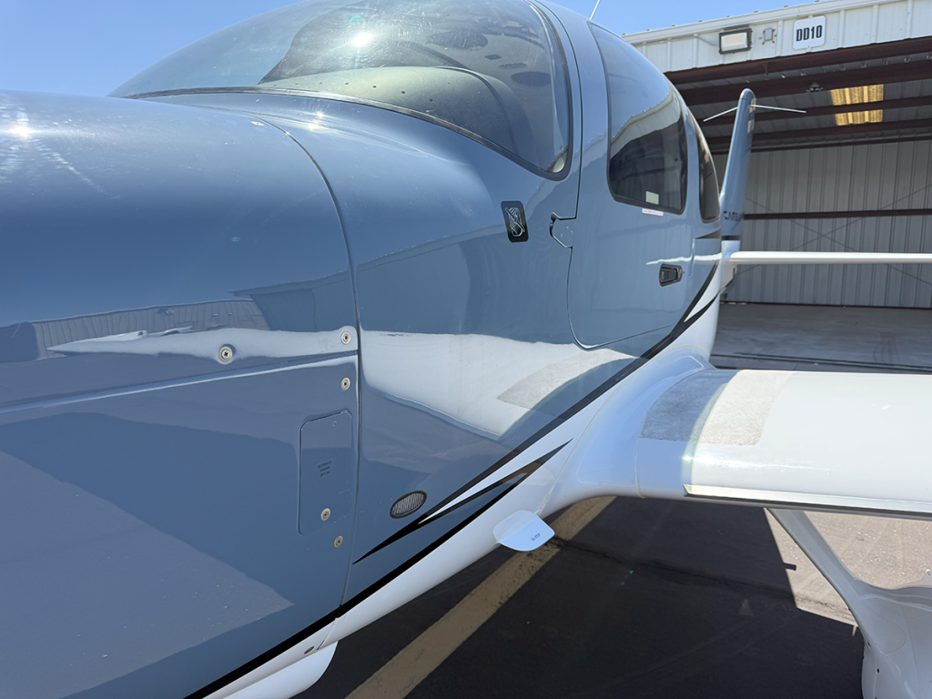 N89LF - Exterior 25