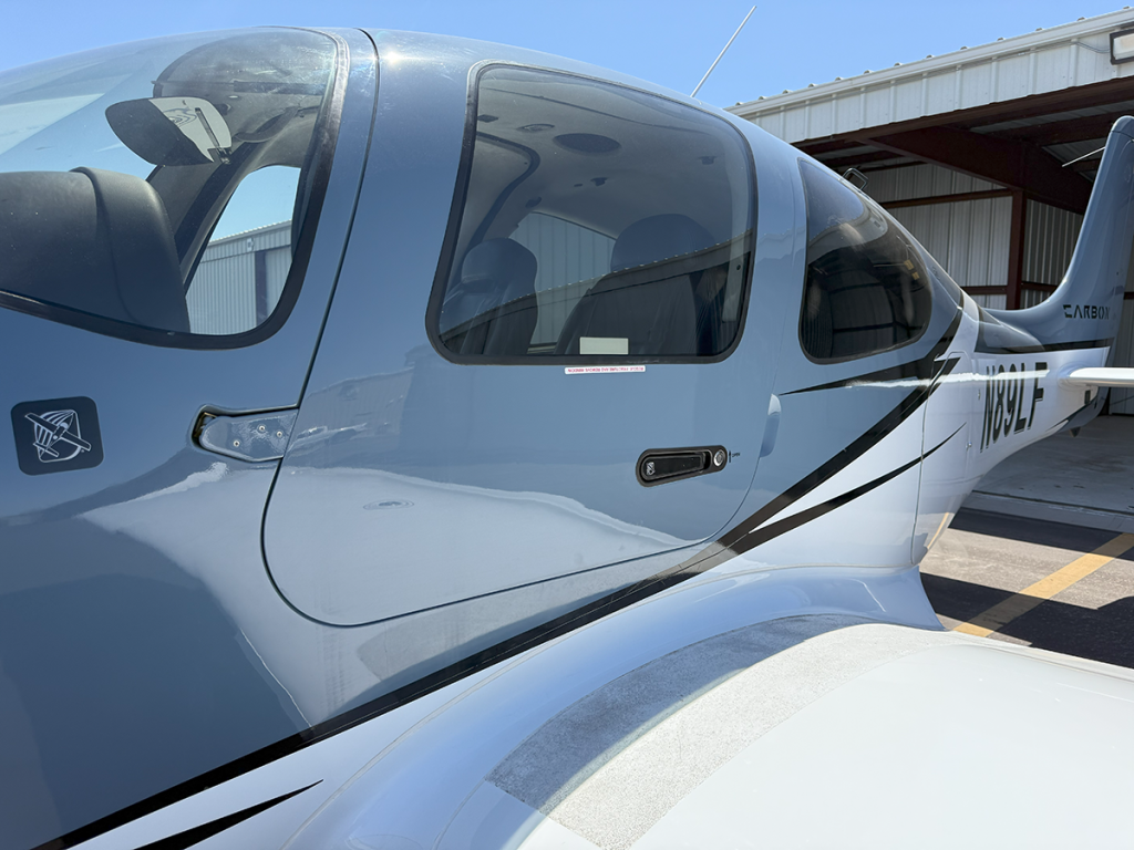 N89LF - Exterior 26