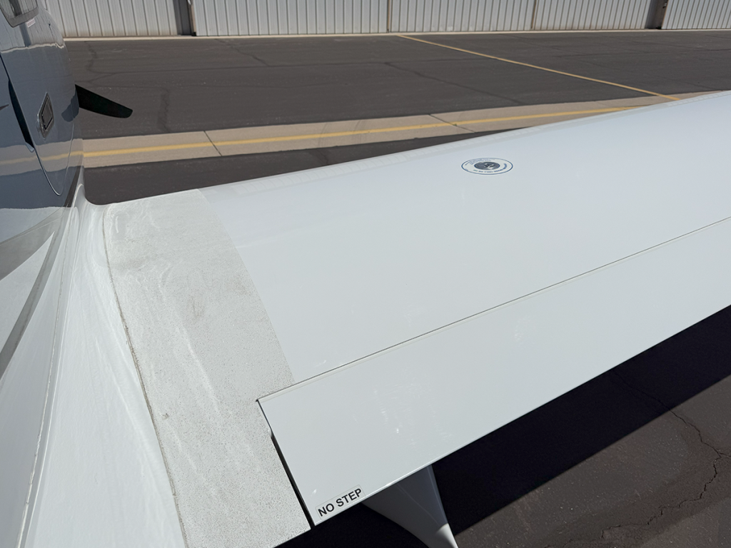 N89LF - Exterior 76