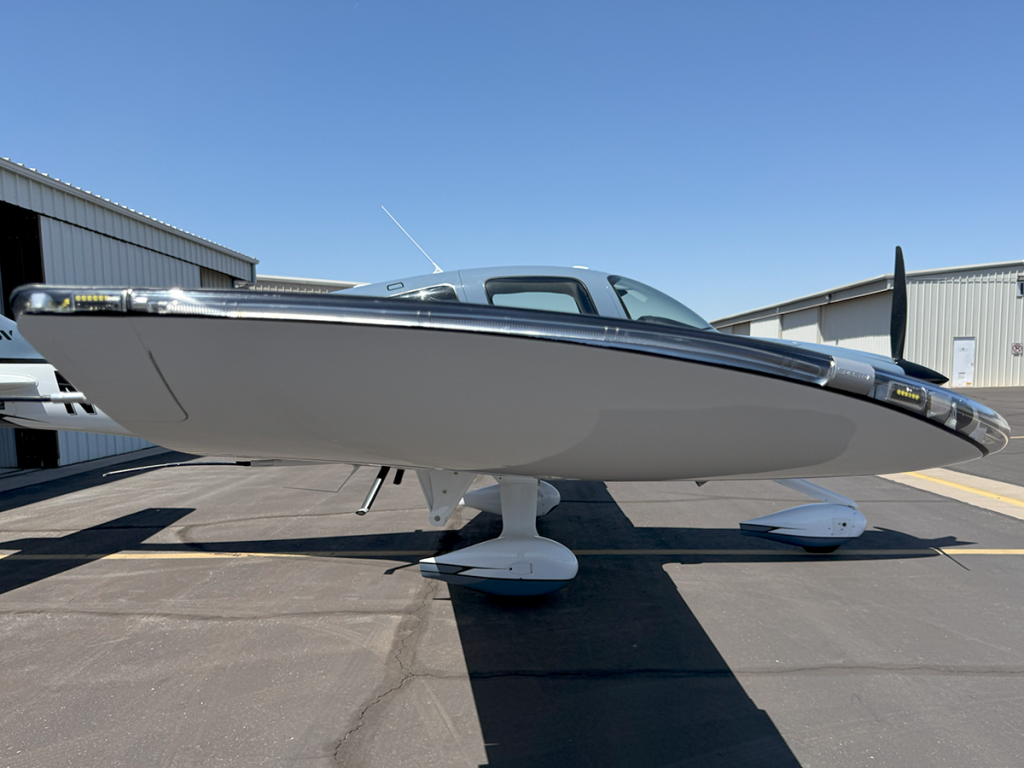 N89LF - Exterior 81