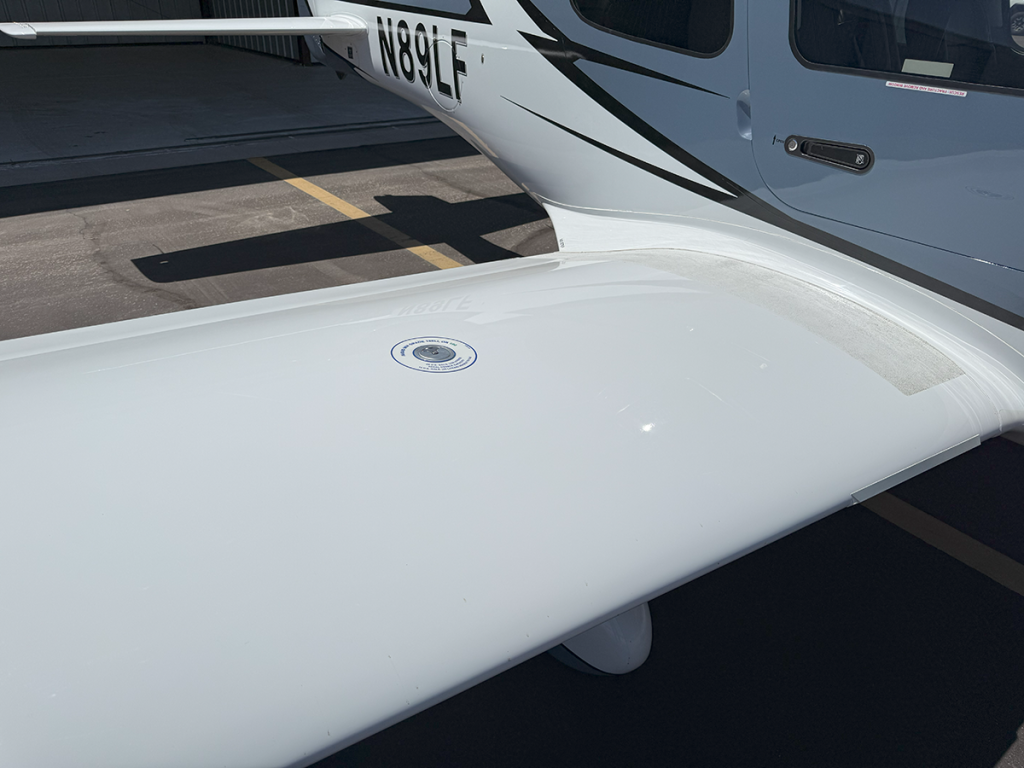 N89LF - Exterior 86