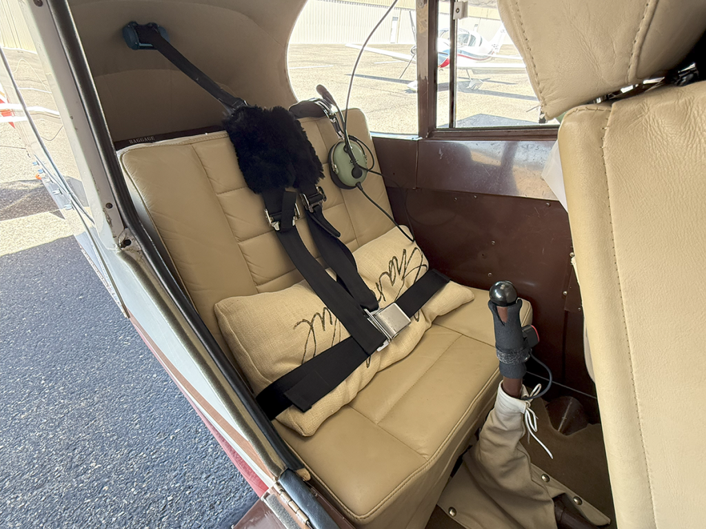 N115NS - Interior 02