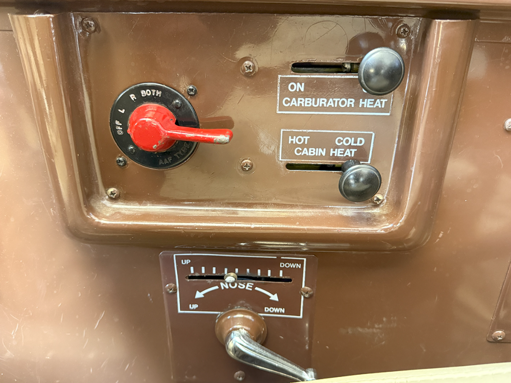 N115NS - Panel 08