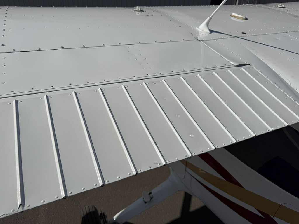 N7132Q - Exterior 42