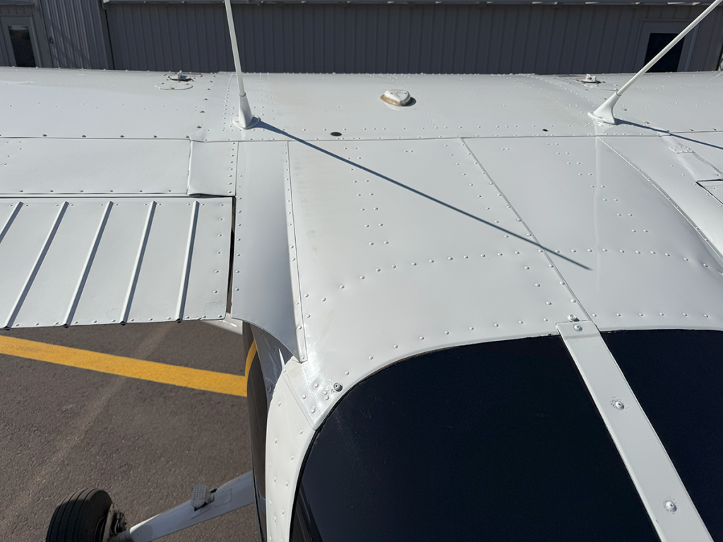 N7132Q - Exterior 43