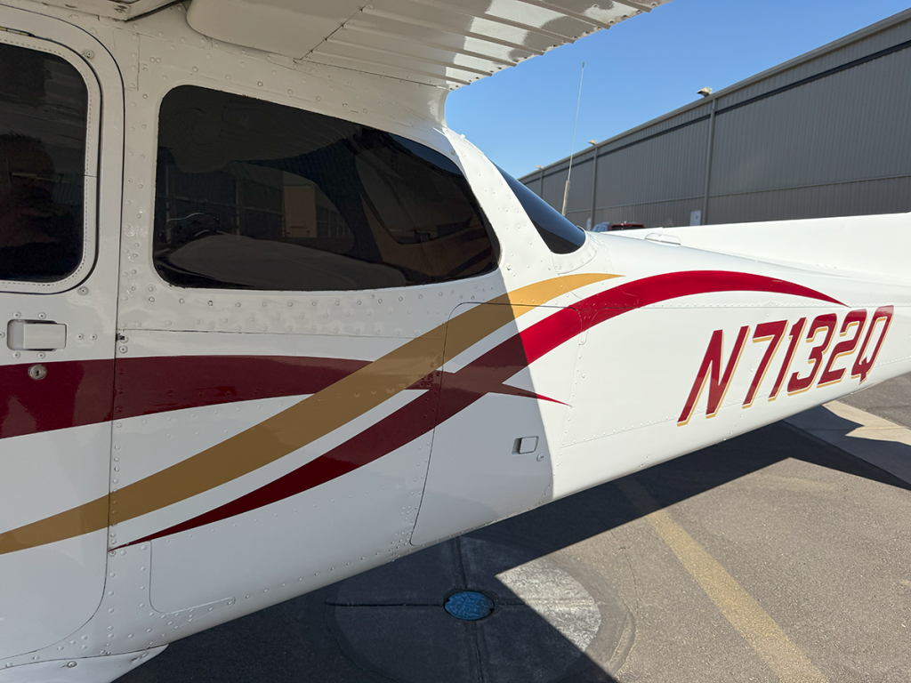 N7132Q - Exterior 44