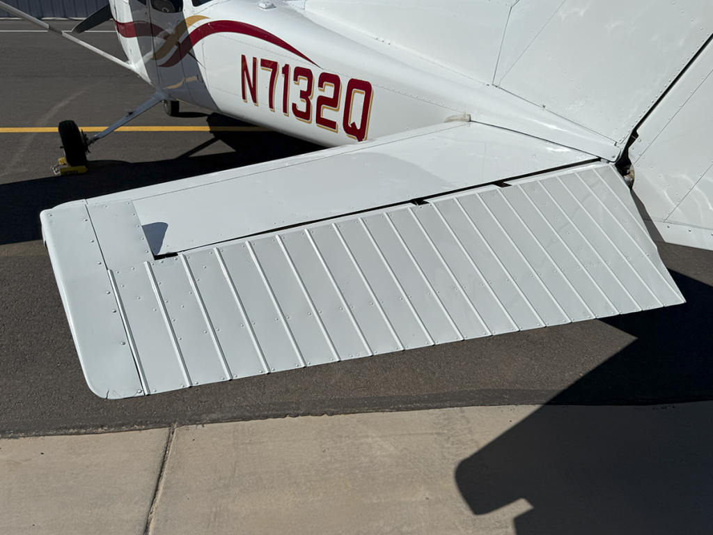 N7132Q - Exterior 55