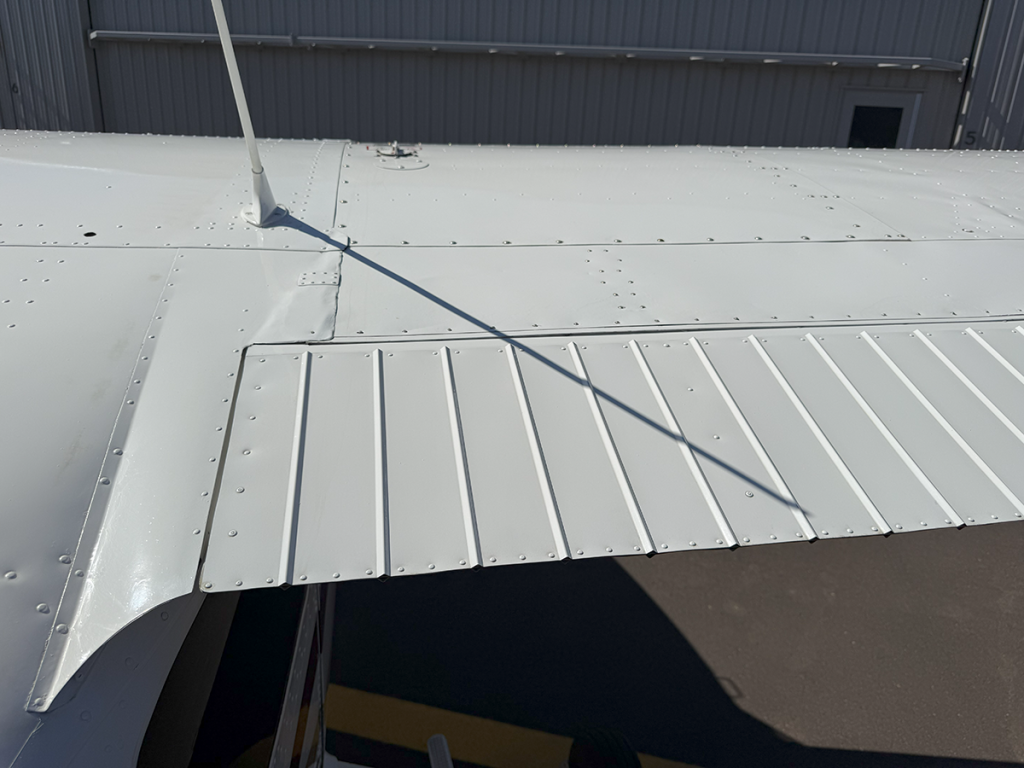 N7132Q - Exterior 76
