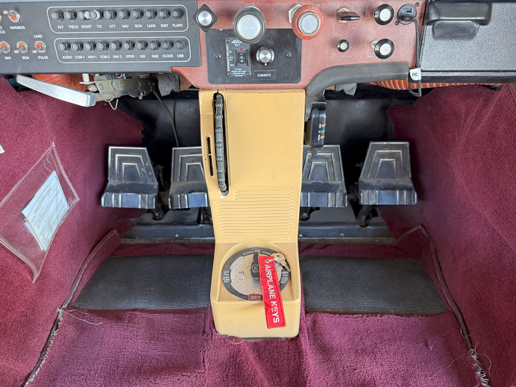 N7132Q - Panel 06