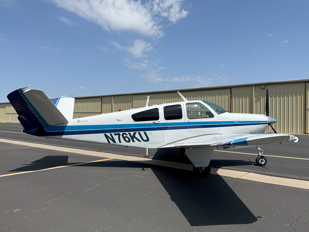 N76KU - Exterior 11