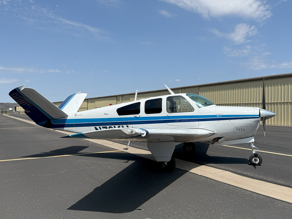 N76KU - Exterior 12