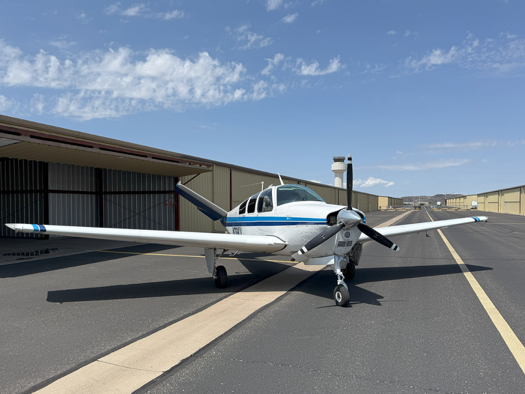 N76KU - Exterior 14