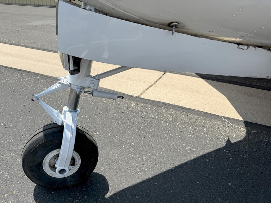 N76KU - Exterior 22