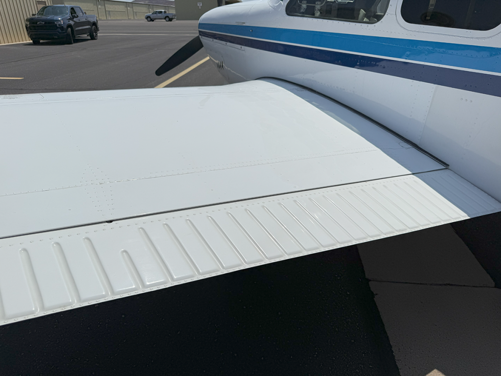 N76KU - Exterior 41