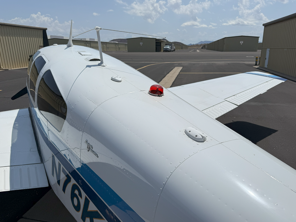 N76KU - Exterior 45
