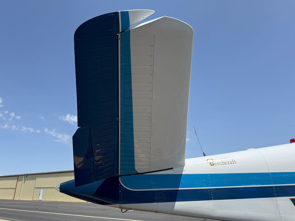 N76KU - Exterior 52