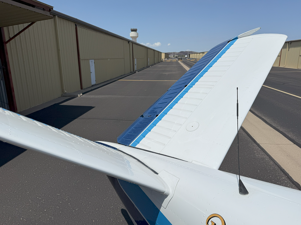 N76KU - Exterior 53