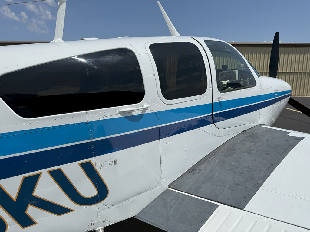 N76KU - Exterior 58