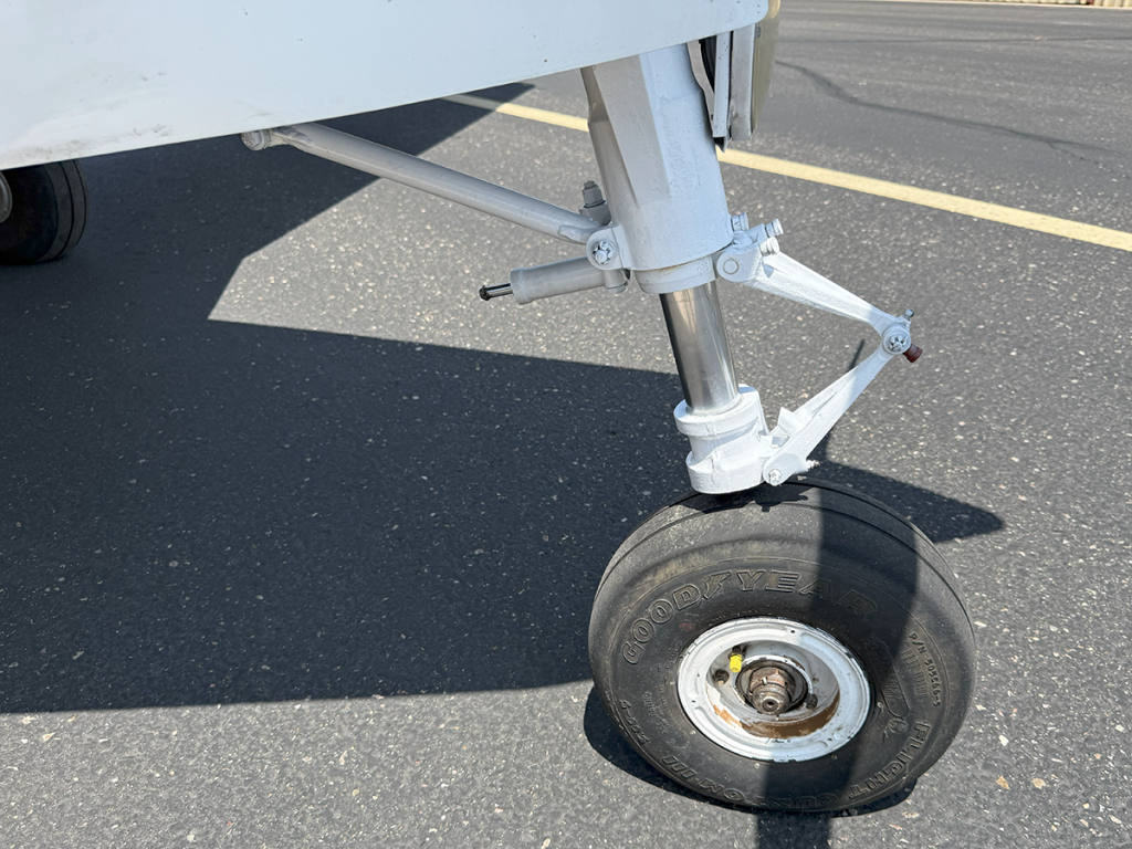 N76KU - Exterior 77