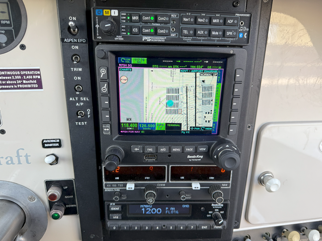 N76KU - Panel 04a
