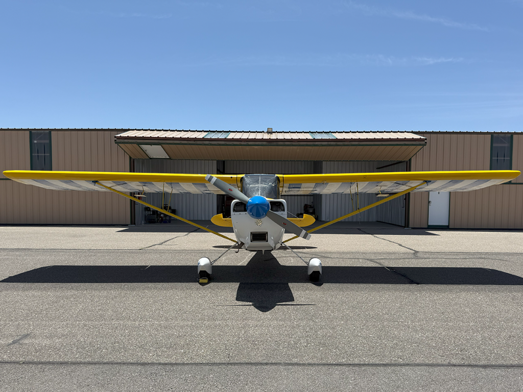N8693V - Exterior 01