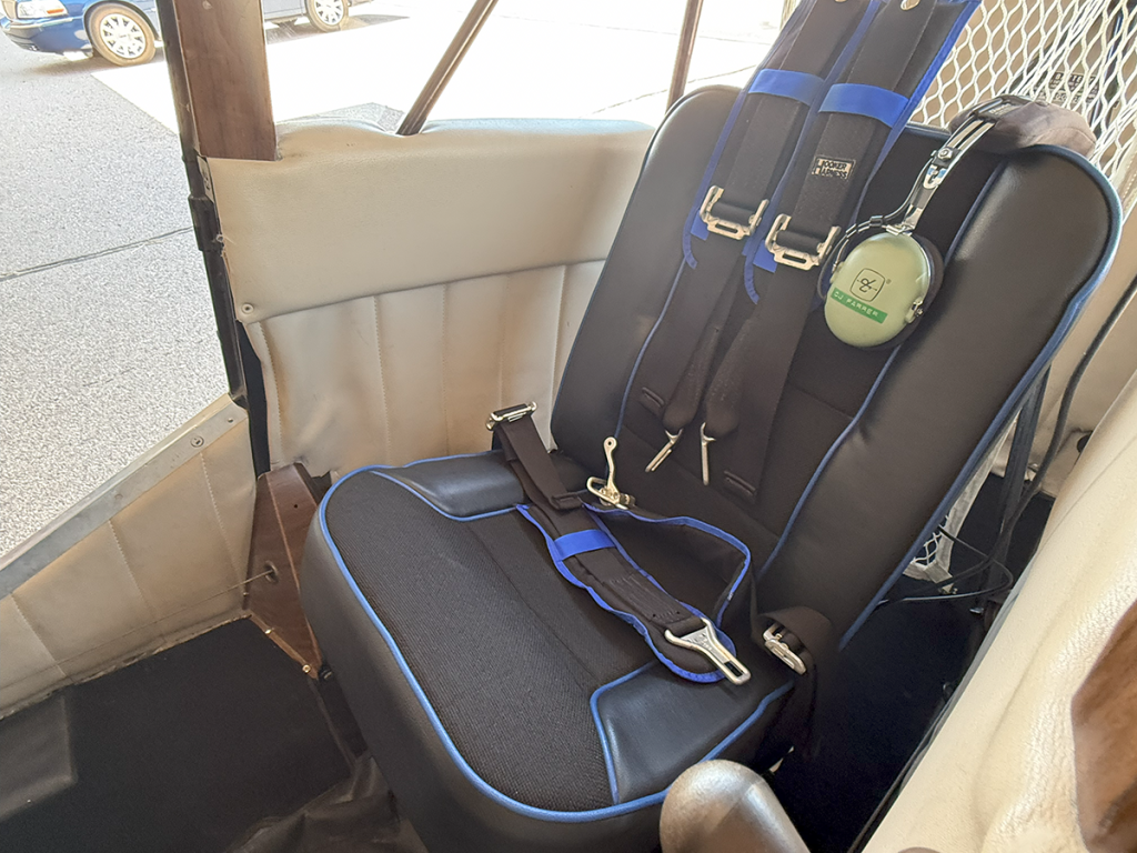 N8693V - Interior 08