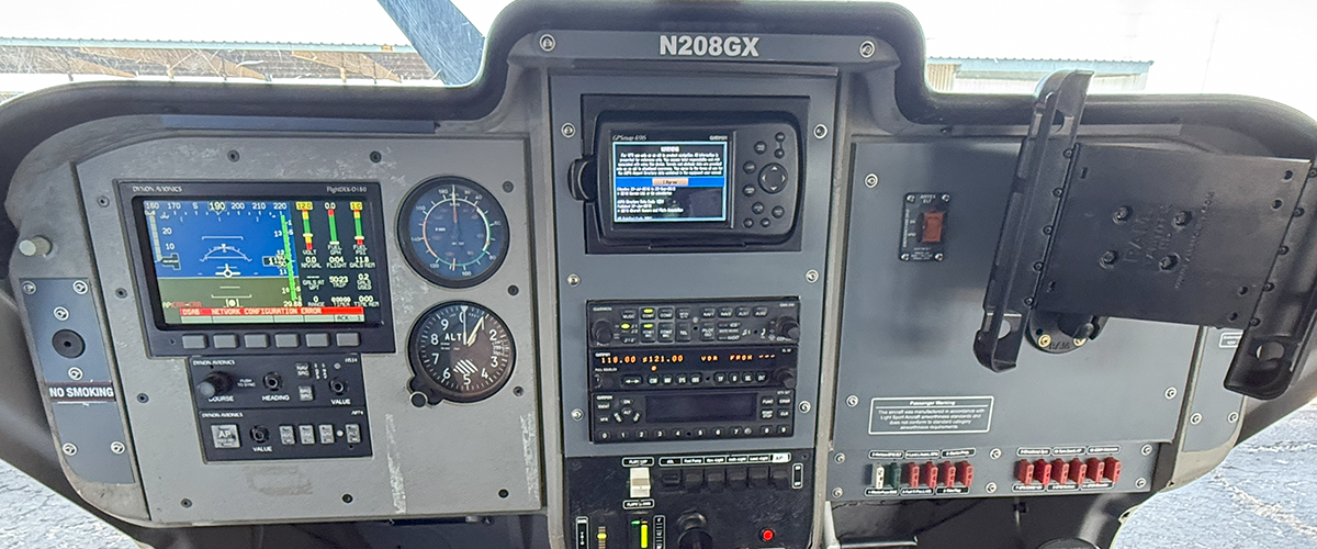 N208GX - short wide panel N208GX - short wide panel