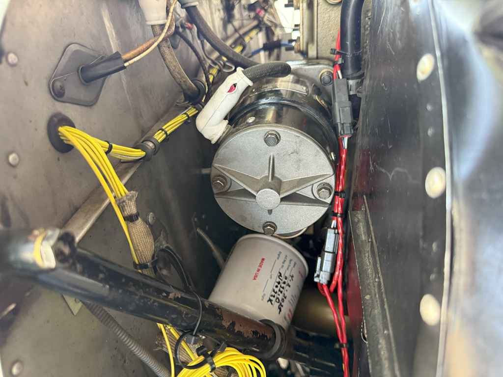 N9022X - Engine 05