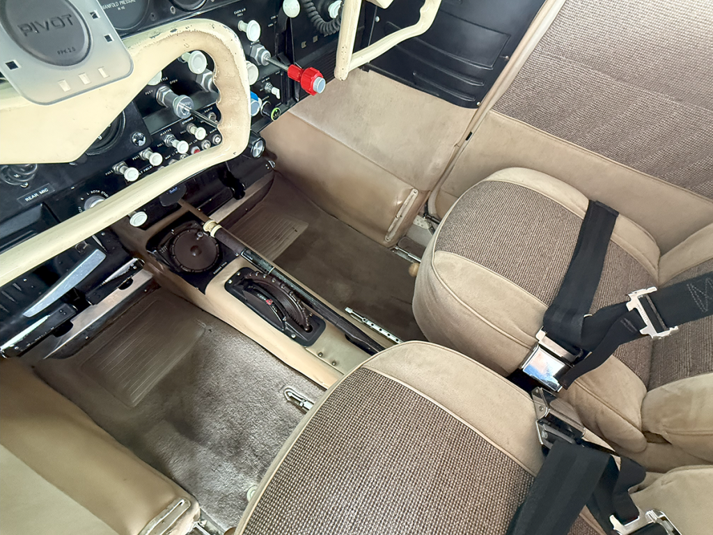 N9022X - Interior 04