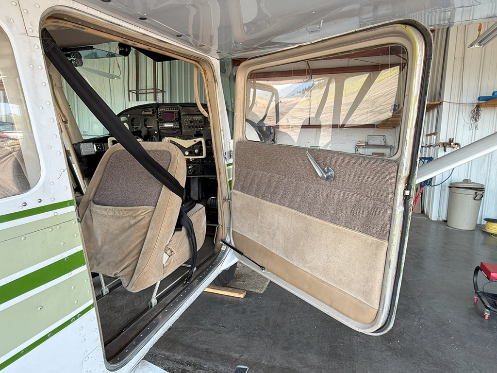 N9022X - Interior 11