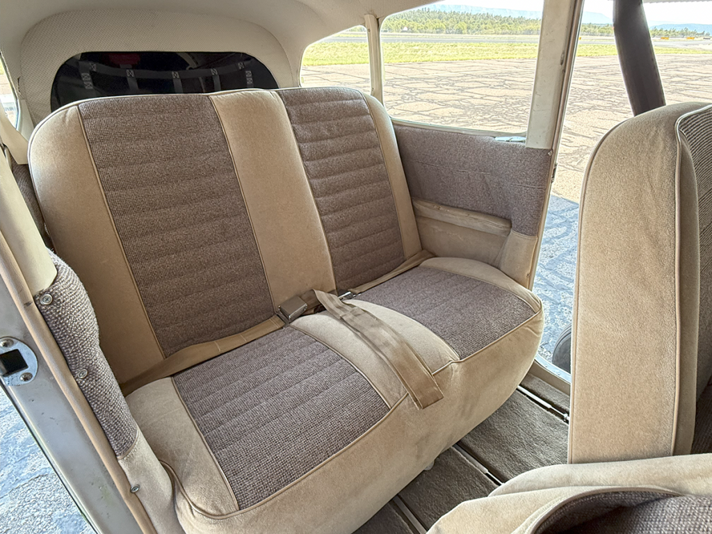 N9022X - Interior 12