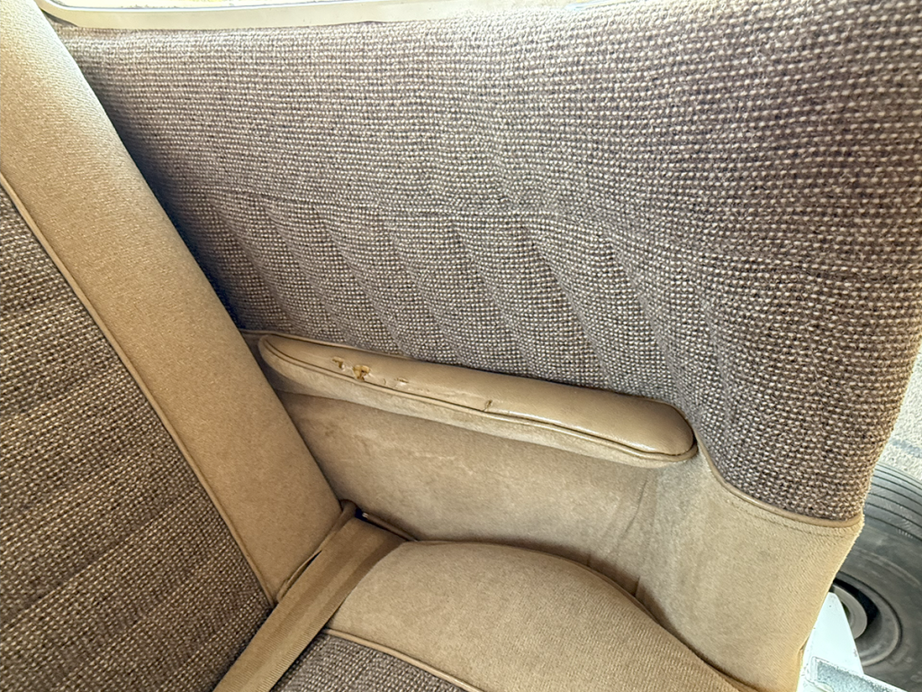 N9022X - Interior 13