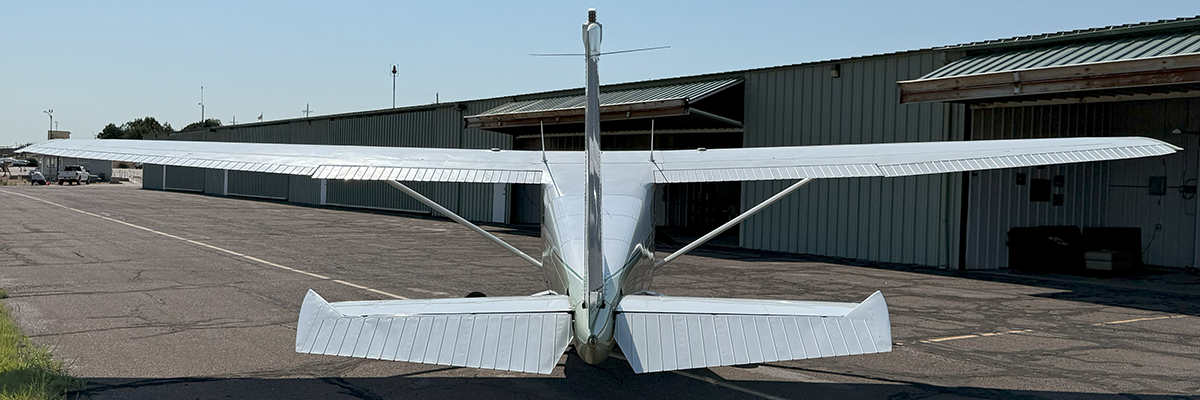 N9022X - short wide back