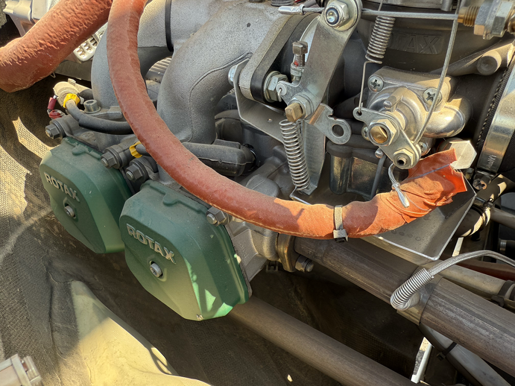 N564BL - Engine 06