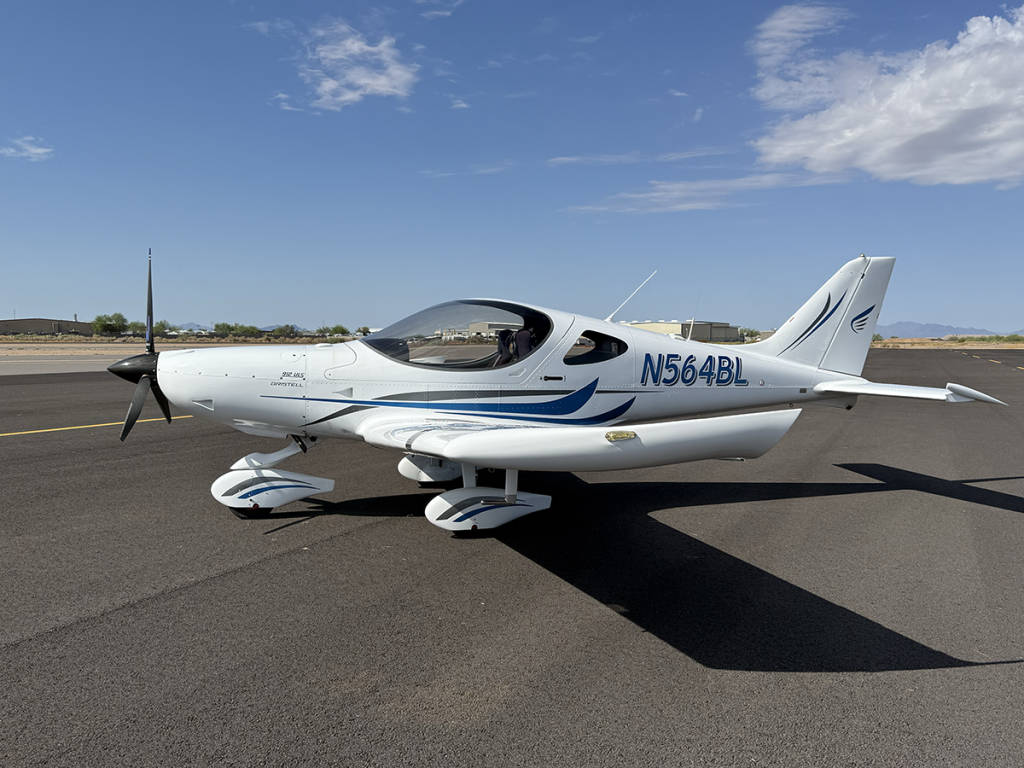 N564BL - Exterior 04