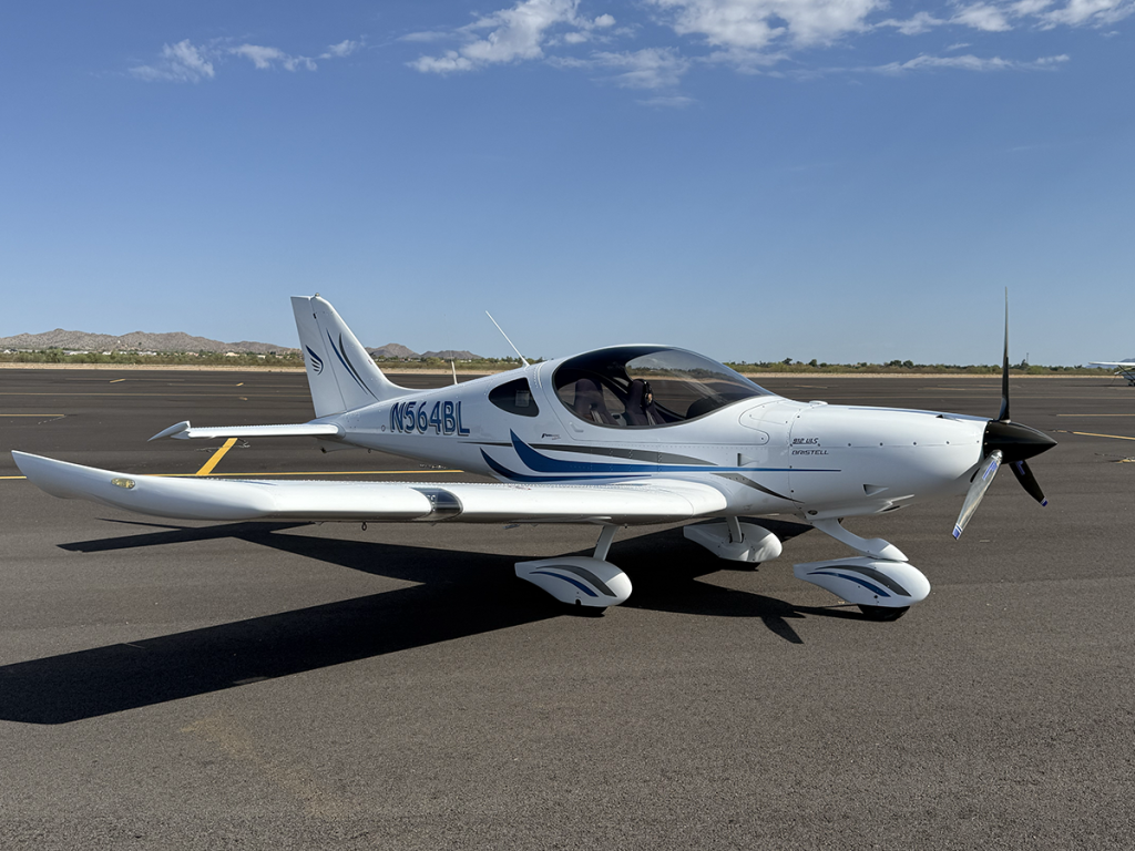 N564BL - Exterior 13