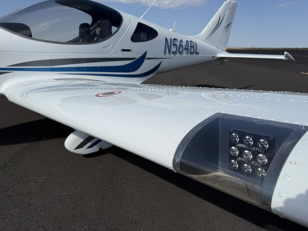 N564BL - Exterior 25