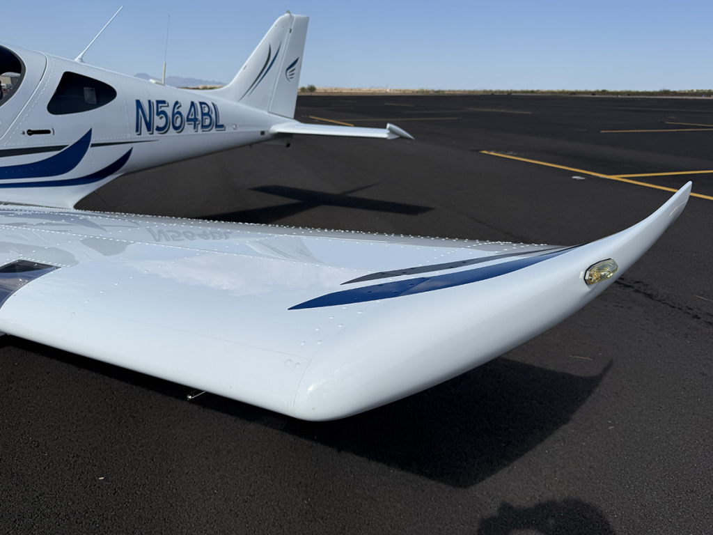 N564BL - Exterior 26