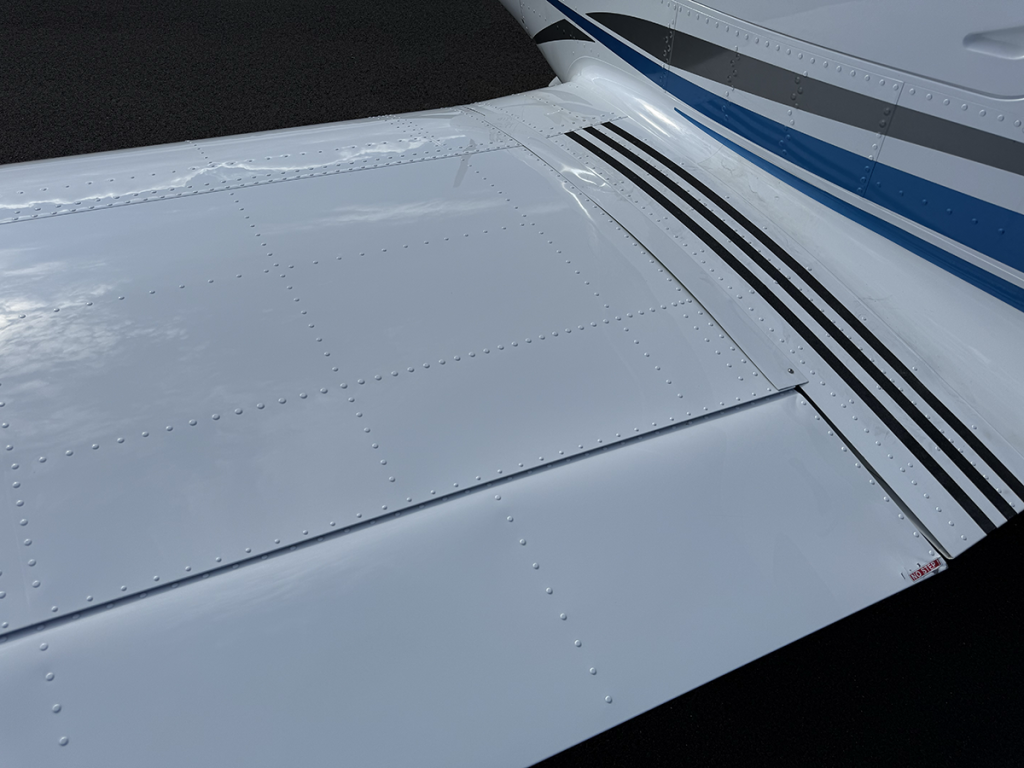 N564BL - Exterior 32