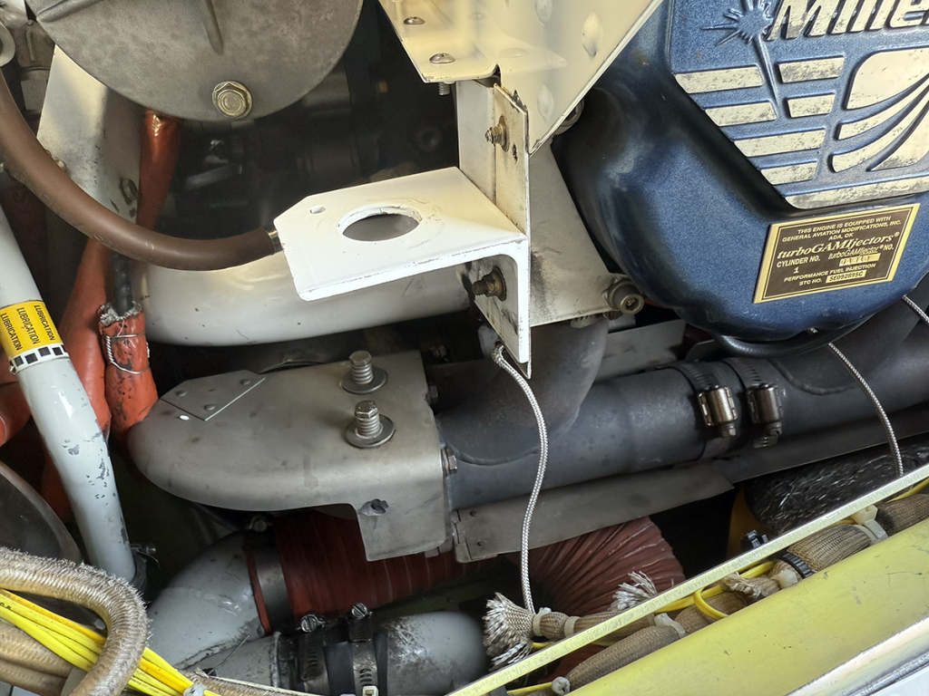 N668DE - Engine 18